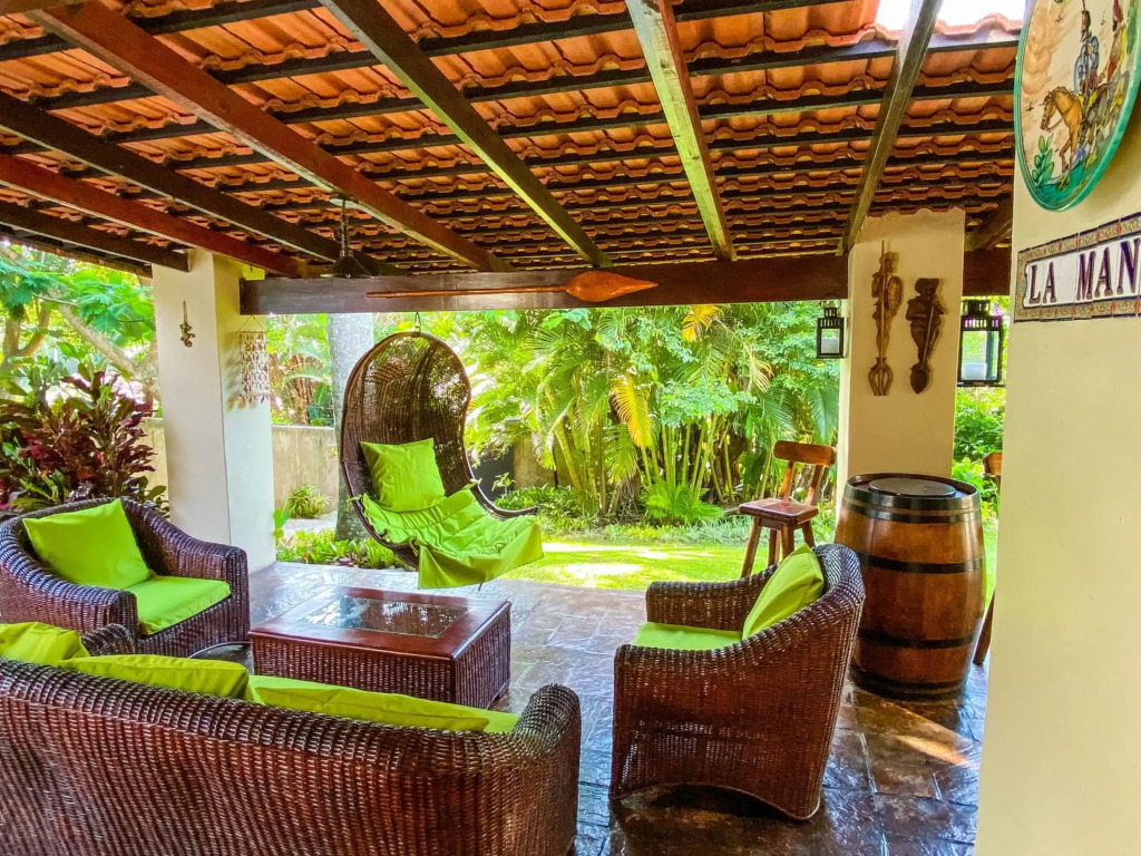La Mancha - Luxurious Mediterranean Styled Home