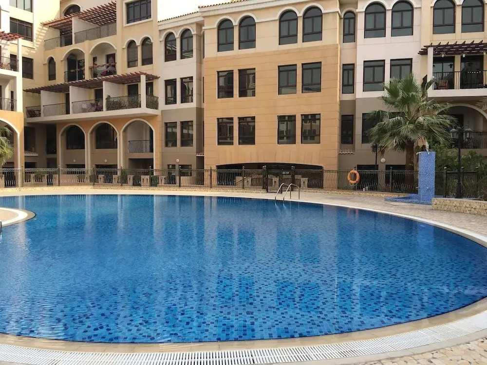 Spacious 1BR in Heart of JVC