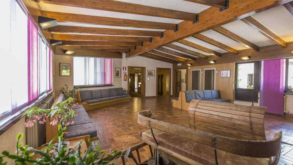 Hotel Bucaneve