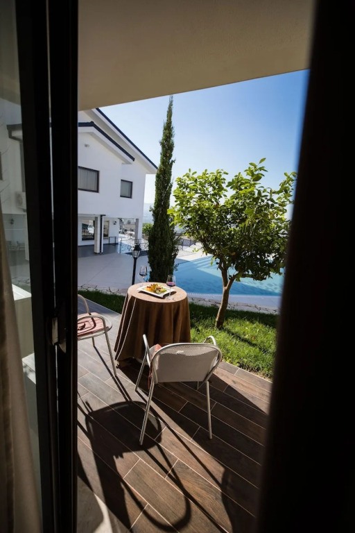 Chateau Linza Resort