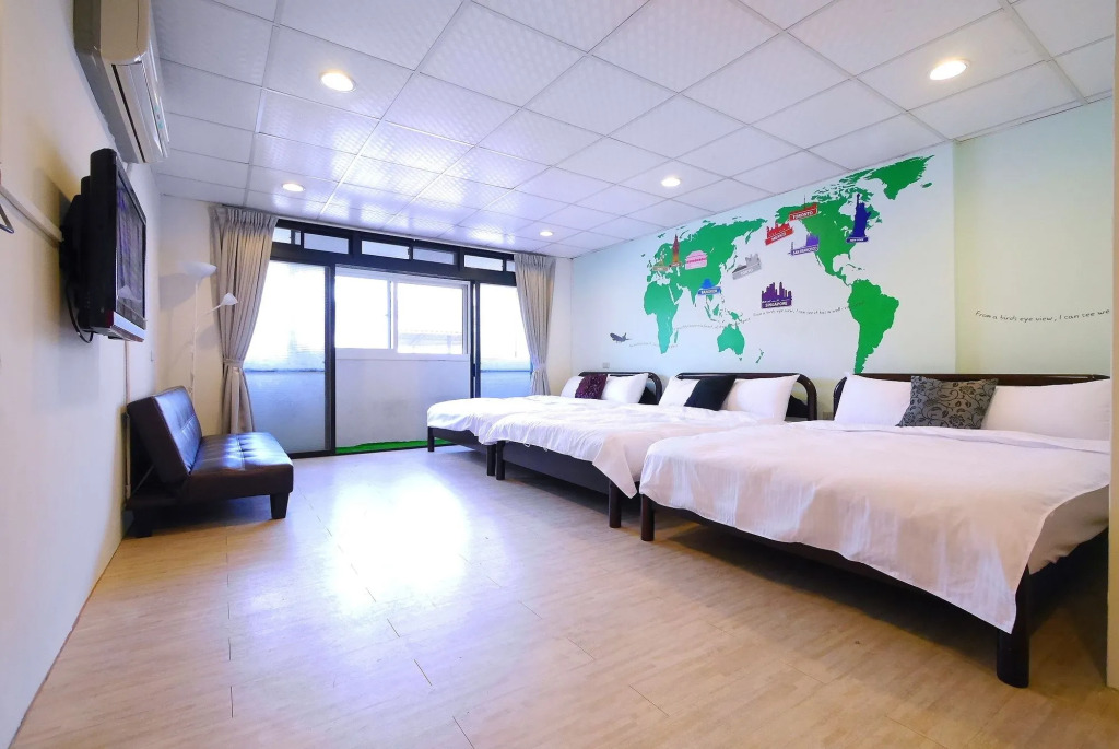 Fengjia Coco Hostel