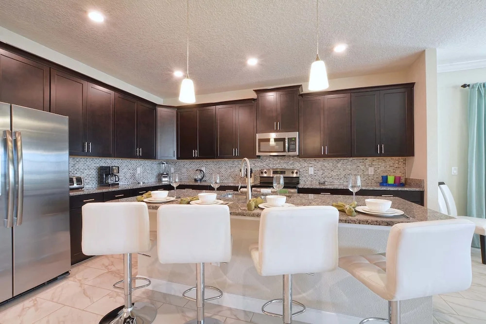 Storey Lake-6 Bedroom Pool Home- 1652ST