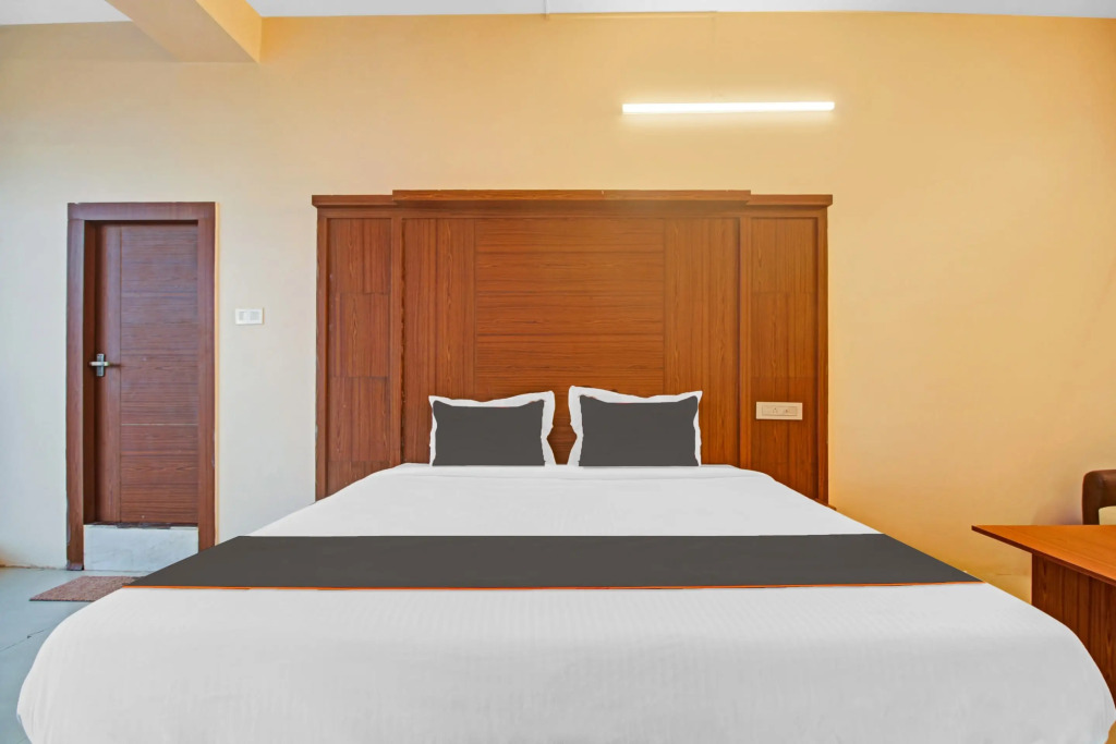 Collection O Hotel Aqua Villa Near Netaji Subhash Chandra Bose International Airport