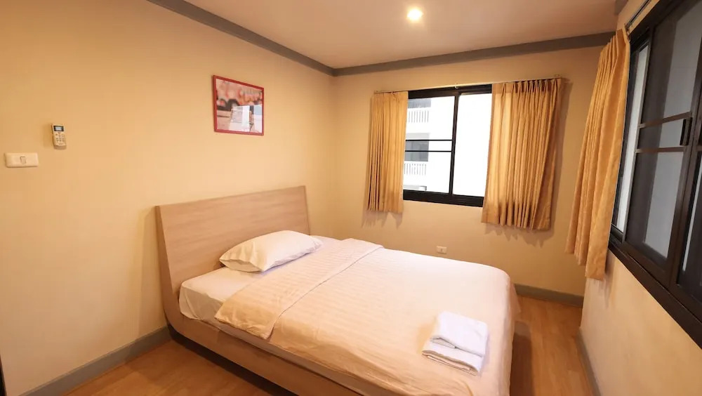 Nontsee Apartment