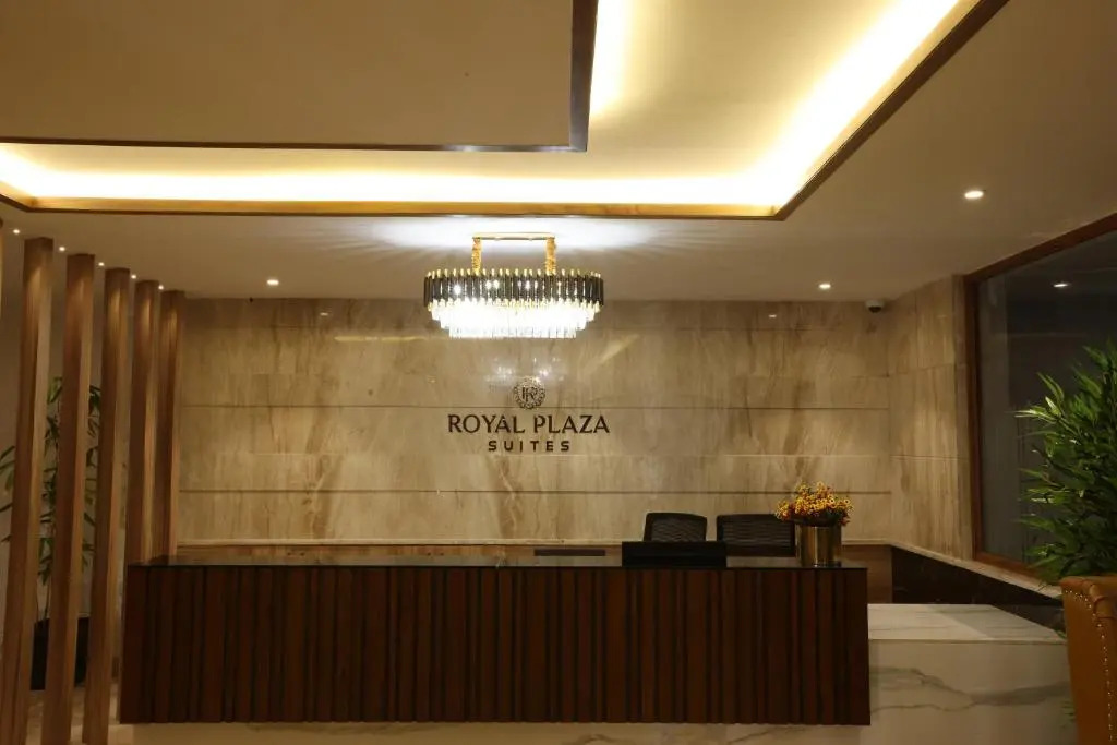 Royal Plaza Suites by RAK Rooms, Mangaluru