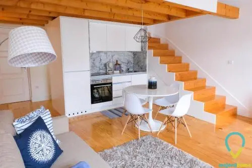 Almada Loft