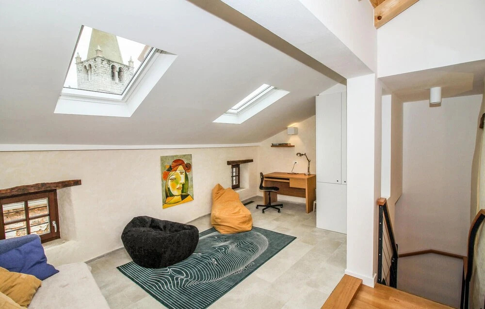 Awesome Home in Bale With 3 Bedrooms and Wifi