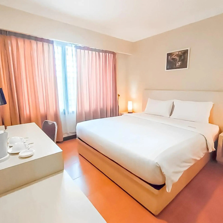 KAWANA HOTEL