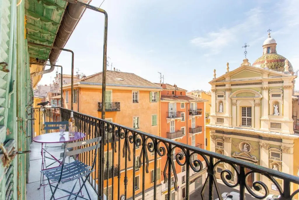 Ross 5- F2, Lumineux, Balcon, Loft, Clim, Vieux-Nice