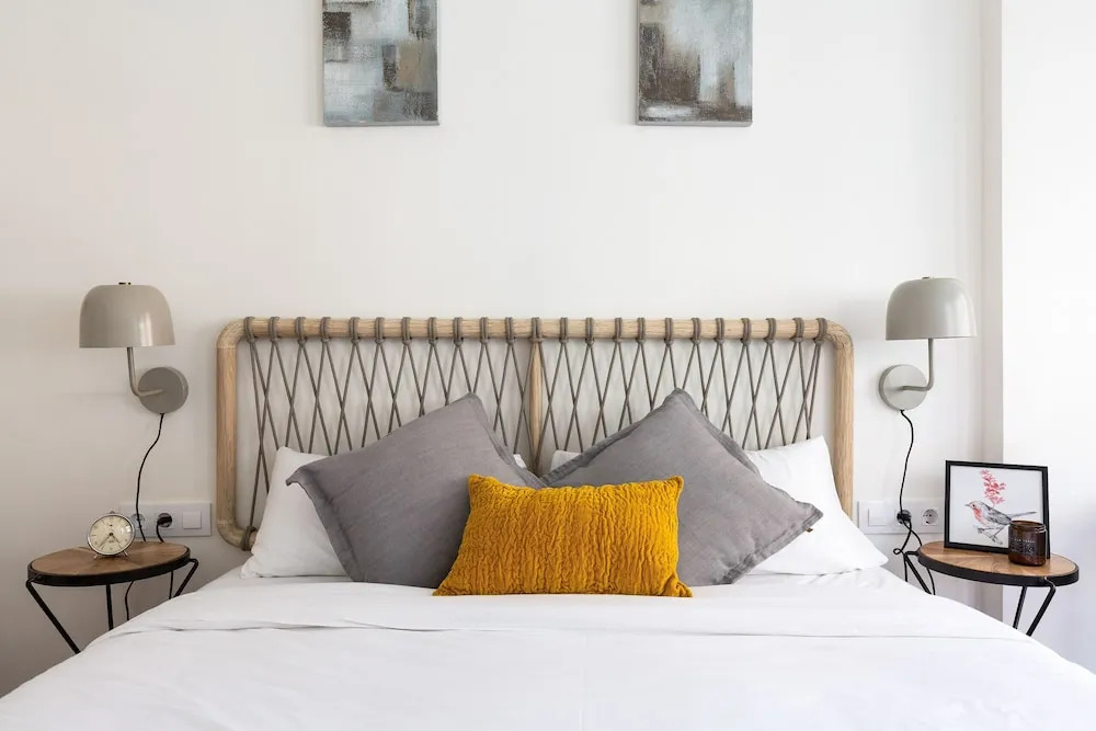 Urban Chill Apartments By Olala Homes