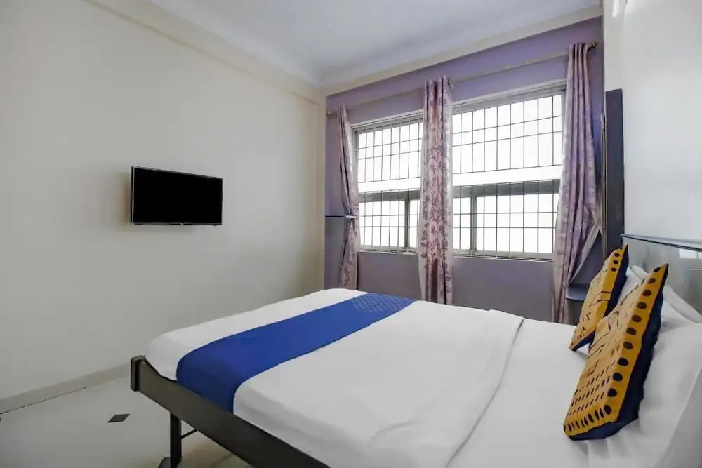 Royal Regency Lodge