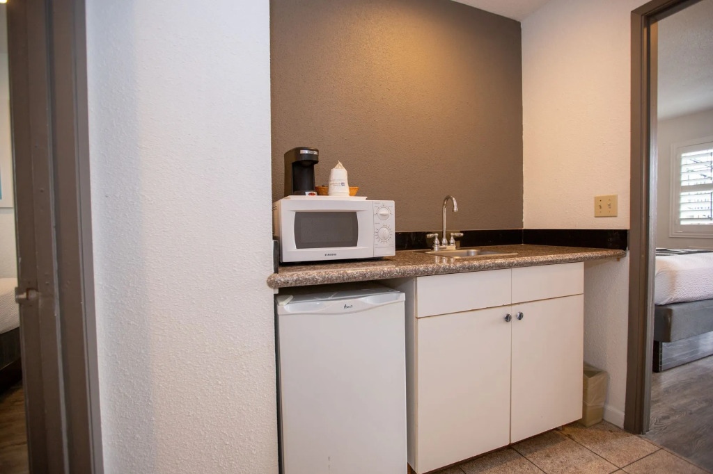 SureStay Hotel by Best Western Seaside Monterey