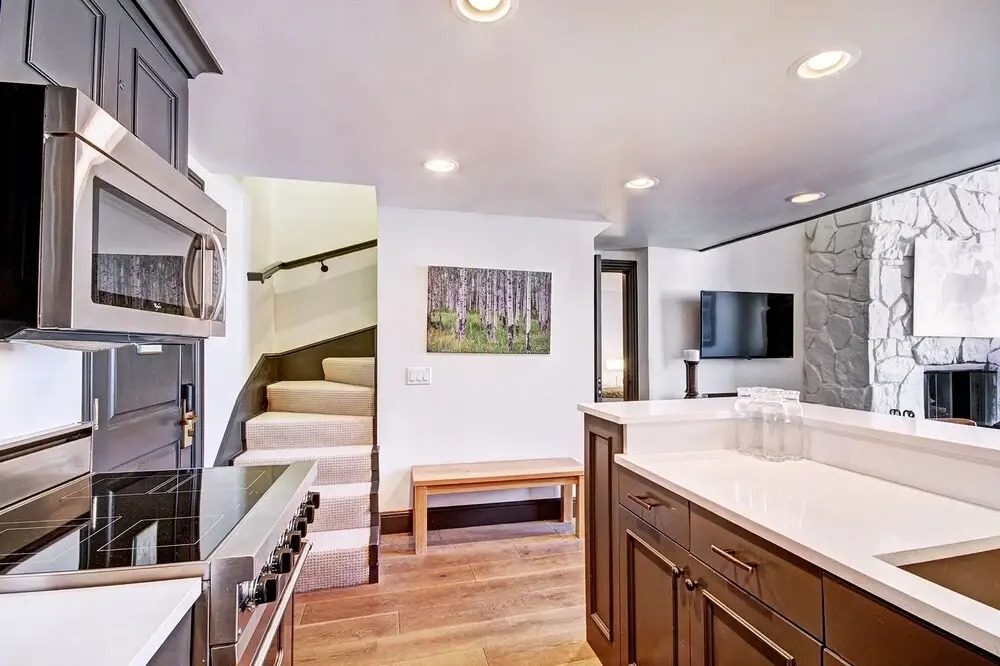 Lodge at Vail C360C