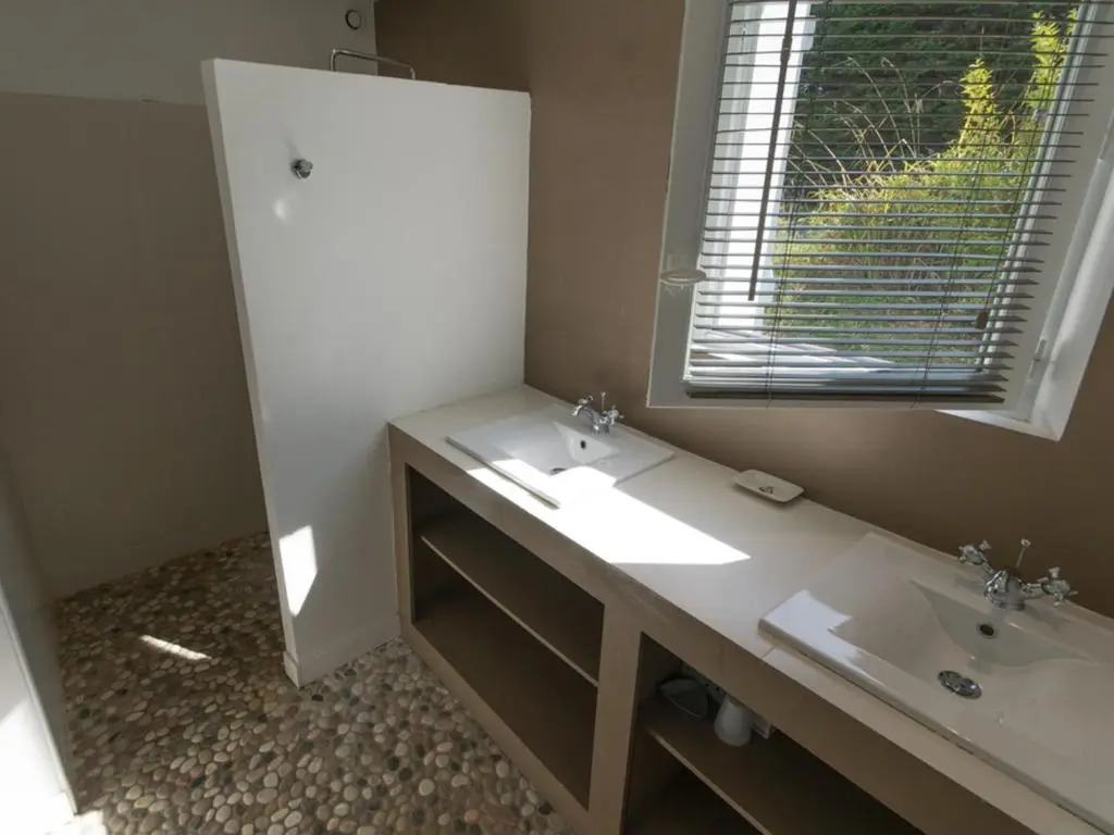 Maison Le Palais, 5 pièces, 9 personnes - FR-1-418-16