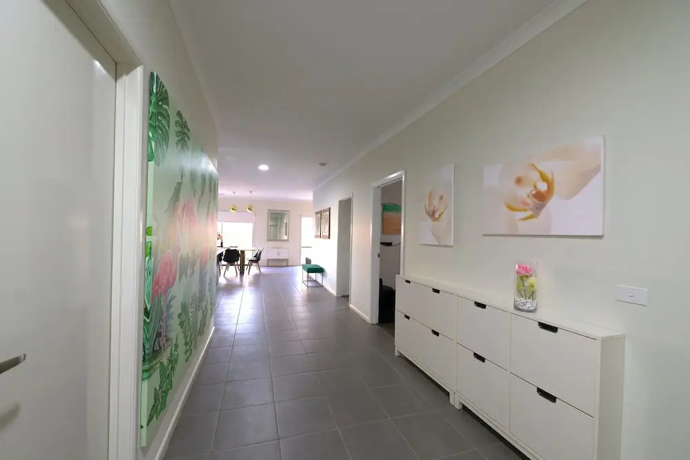 Luxury 9 BRM house in Melbourne