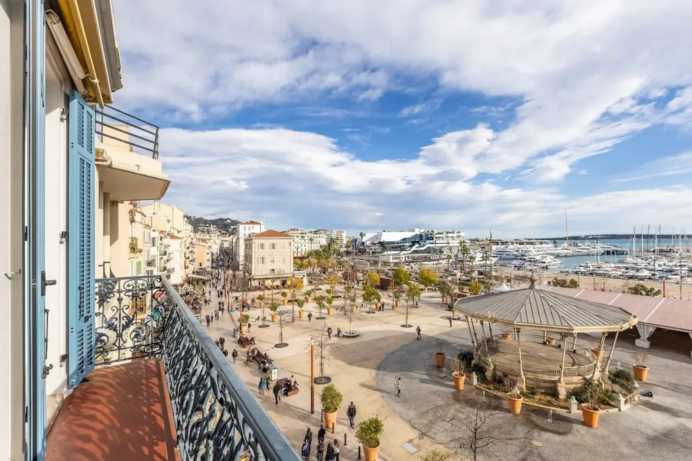 2 Chambres-balcon-vue Mer-felix Faure A2b231