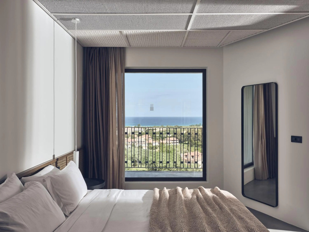 Zante Maris Suites