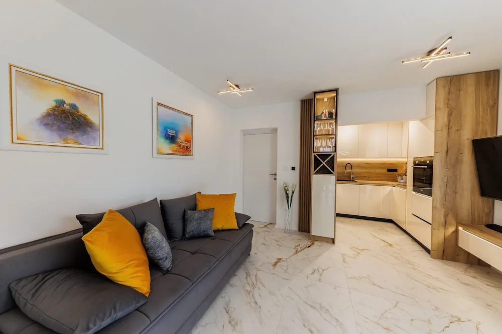 Modern Luxury Apartment Ivana, With two Patios