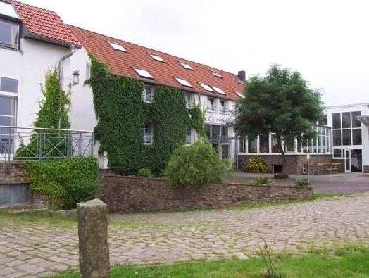 Hotel Bördehof, direkt an der A2 & A14, mit Restaurant