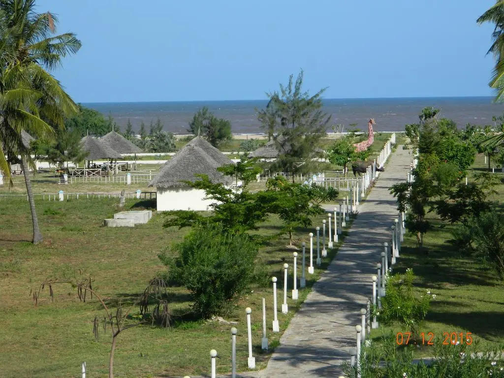 Sai Eden Roc Hotel