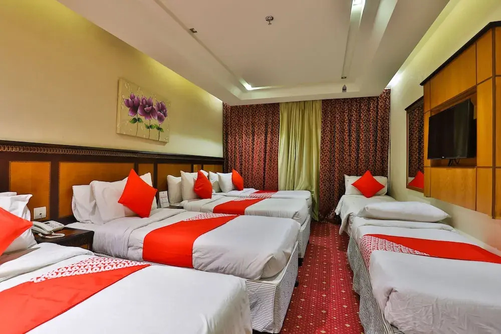 OYO 418 Hotel Manazil Al Hour 2
