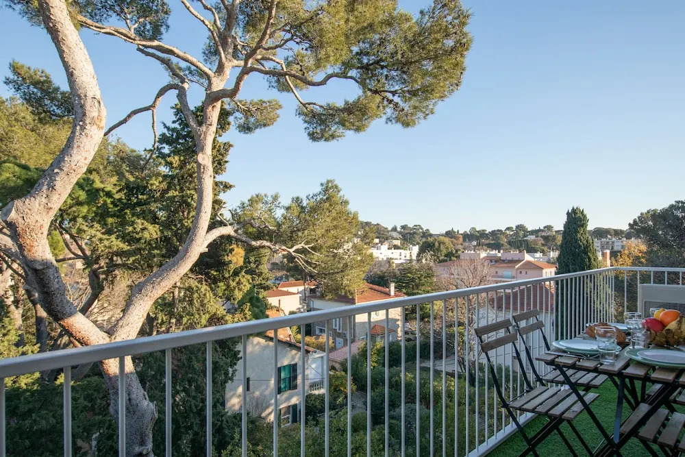 Appart Les Palmiers T3 3 Terrasse Dans Les Pins