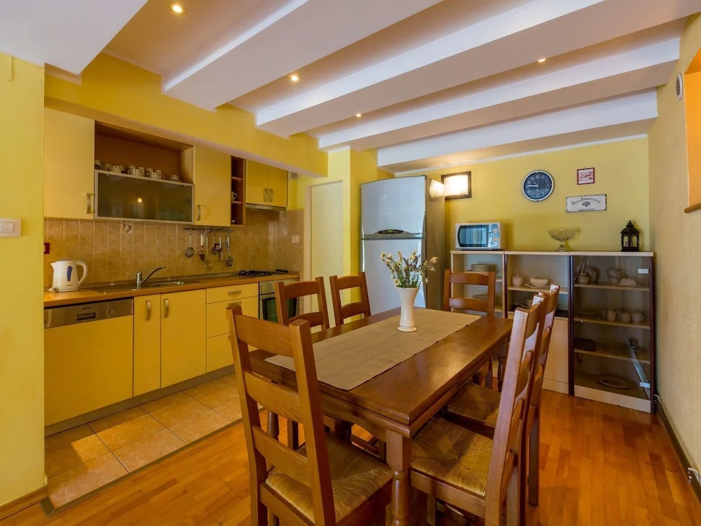 Apartments Neno