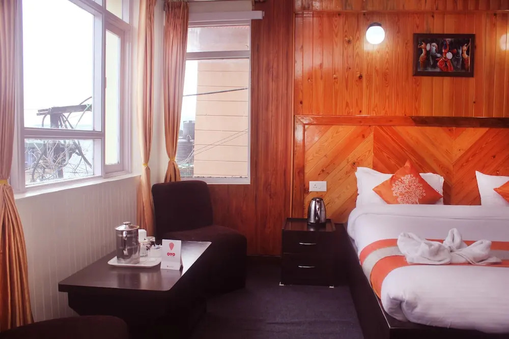 OYO 4803 Hotel Valentino