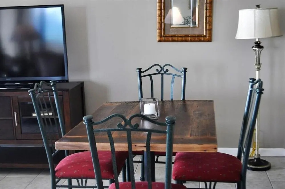 Beachside Two 4255 - flr5 - 1BR 1BA + Bonus Room - (6)