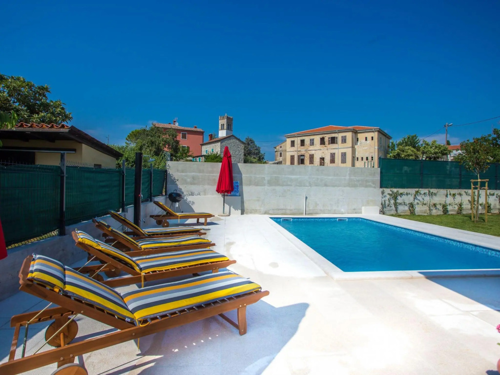 Villa in Brtonigla with Private Pool