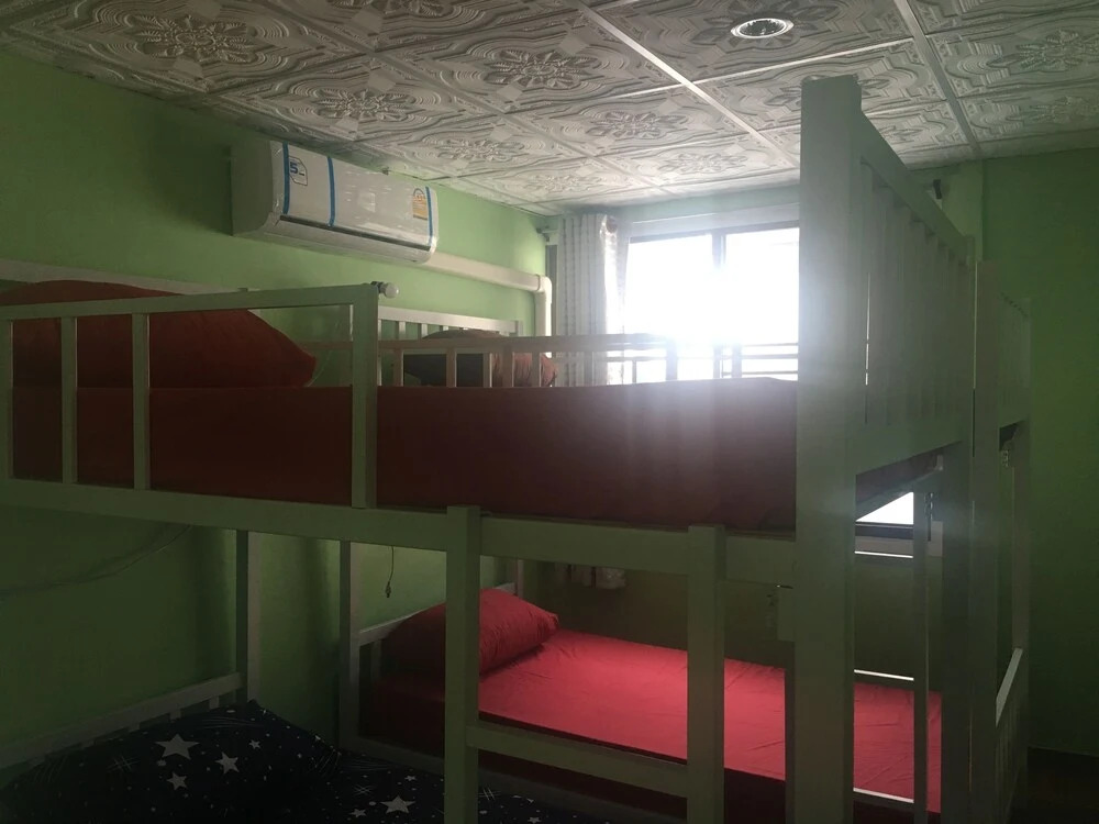 Ruean Mai Hom - Hostel