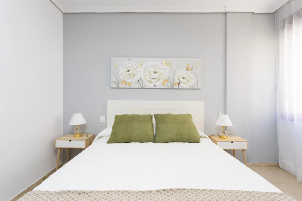 Home2Book Stylish & Roomy Santa Cruz City Center