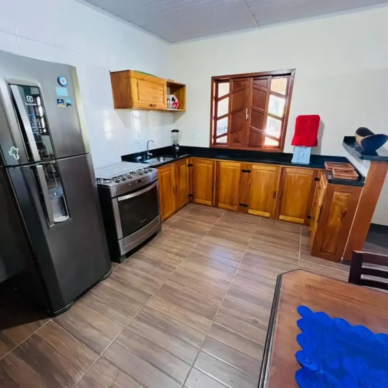 Casa Aconchegante 5 Min Praia com Churrasqueira