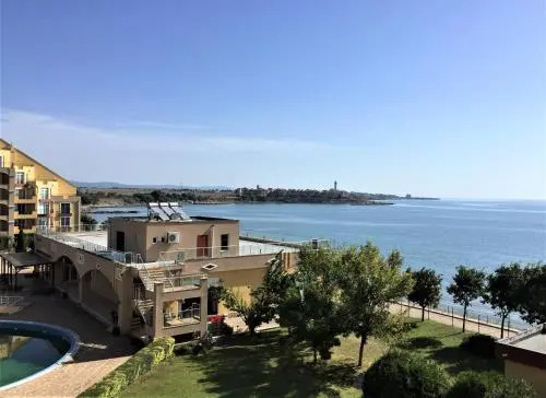Aheloy Apartments