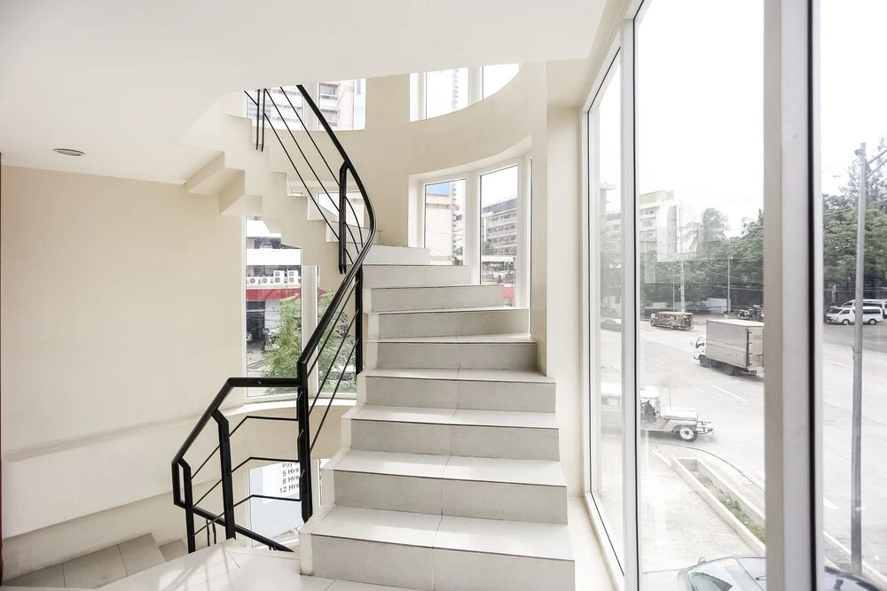 OYO 393 Triangle Apartelle