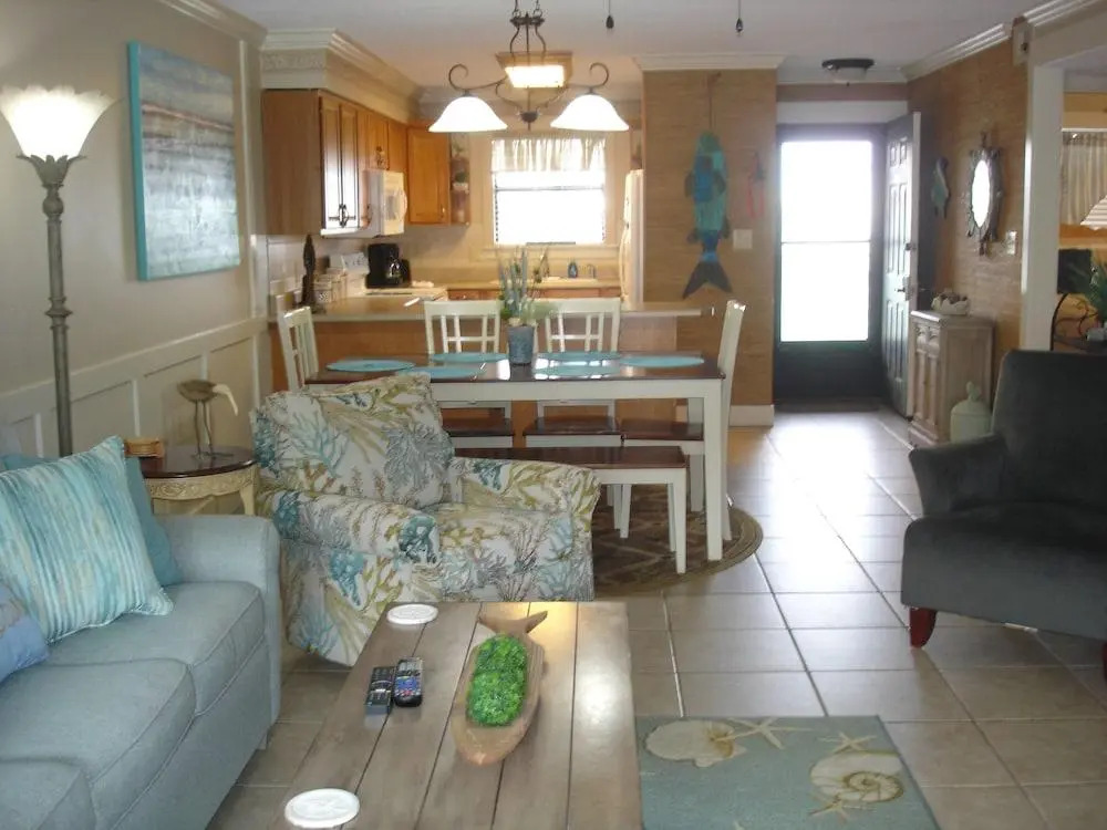 Seaside Beach & Racquet Club 2203