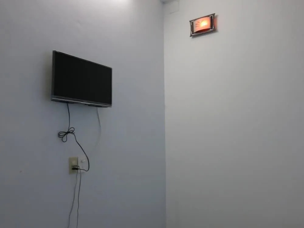 Truc Linh Hotel