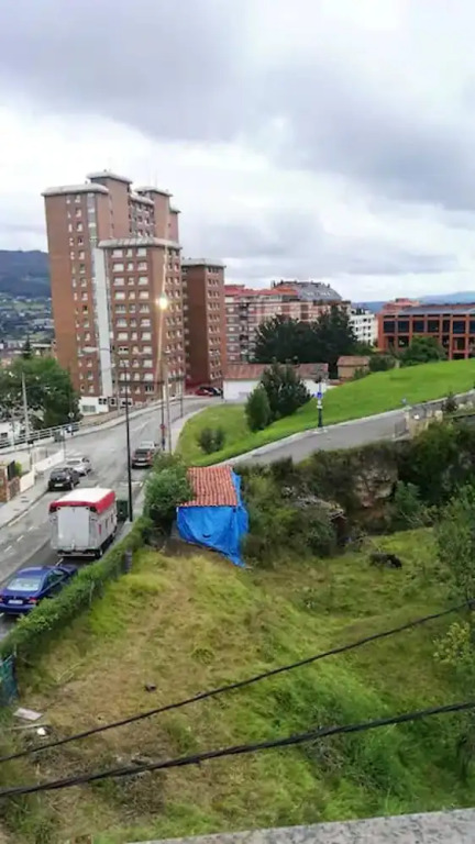 Apartment With 2 Bedrooms in Oviedo, With Wonderful Mountain View and Wifi Near the Beach