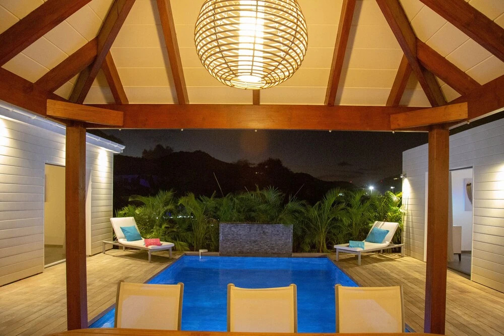 Dream Villa Black Opal