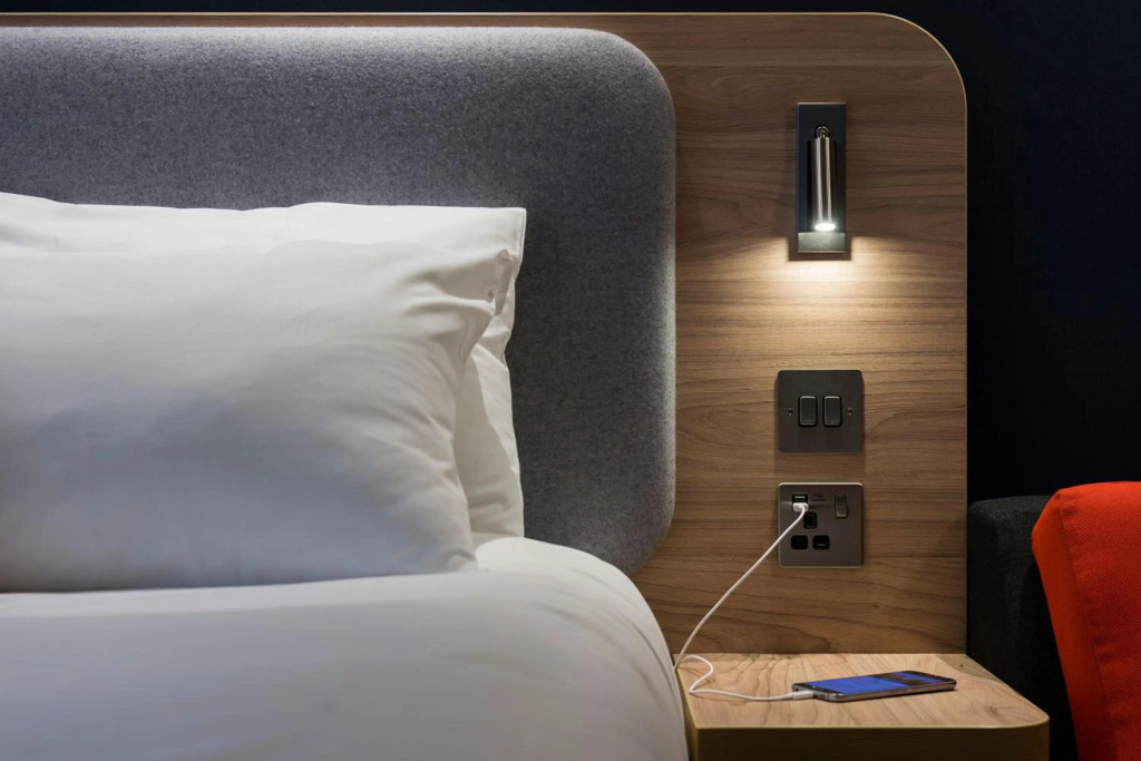 Holiday Inn Express London Luton Airport by IHG