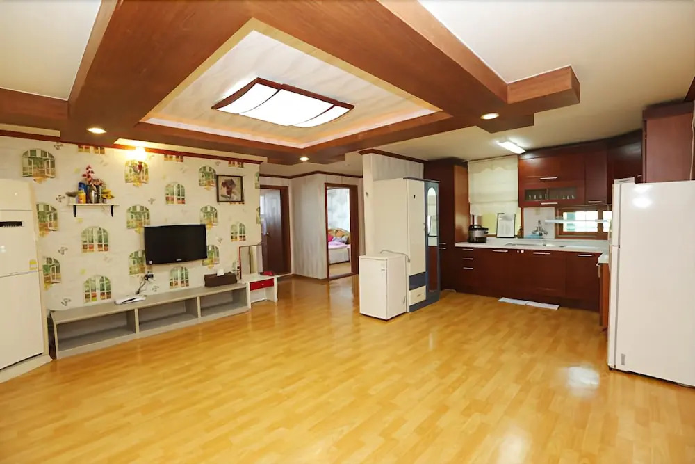 Anmyeondo Happyday Pension