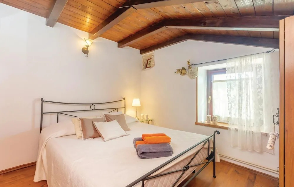 Awesome Home in Dobrinj With Wifi and 3 Bedrooms