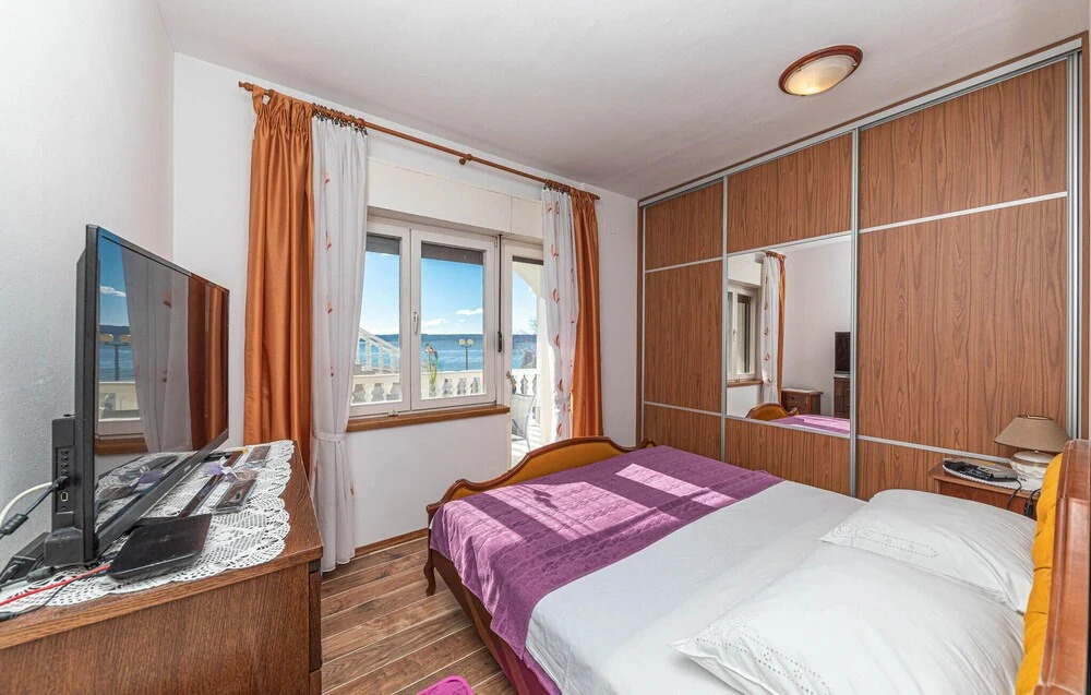 Nice Home in Kastel Kambelovac With Wifi and 1 Bedrooms