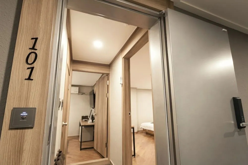 Hub Hotel