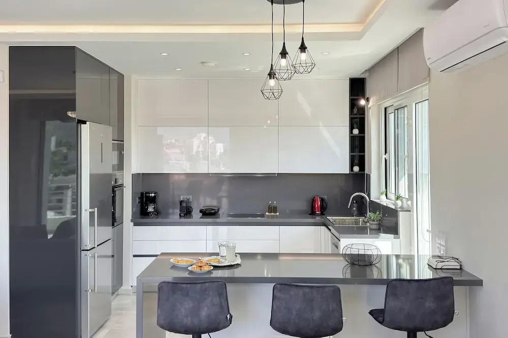 Ardian's Home