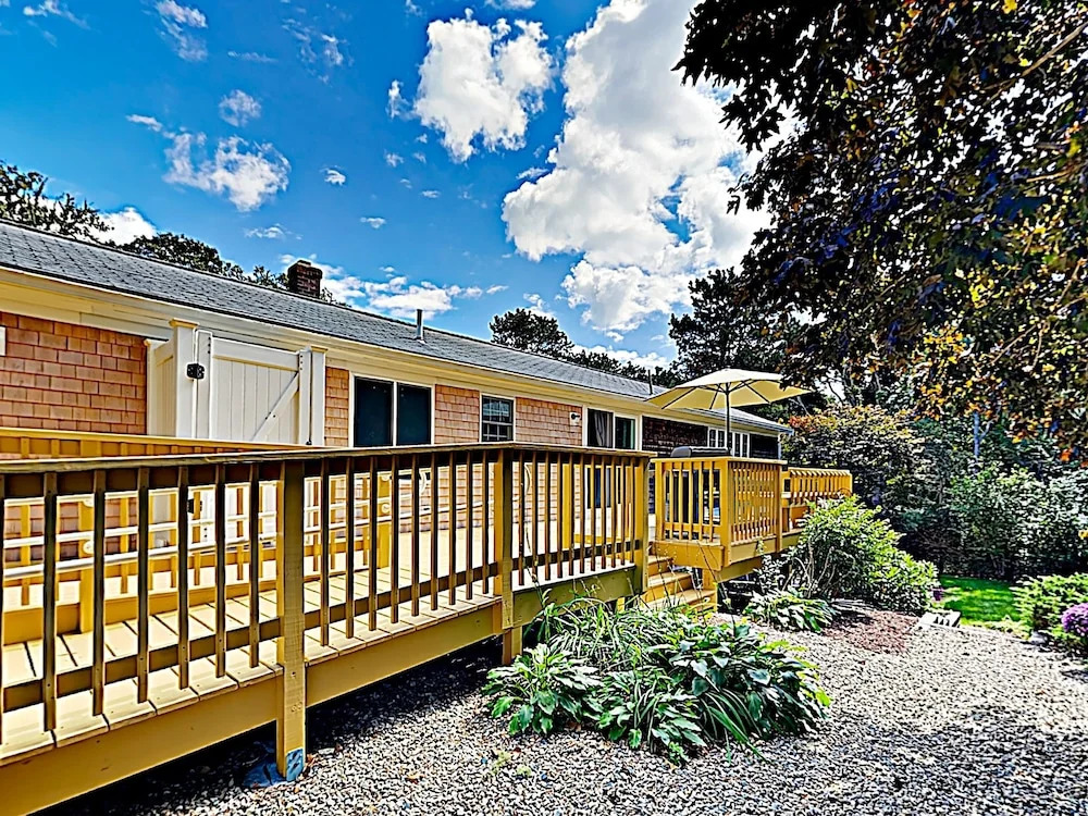 Hilltop - 3 Br Home