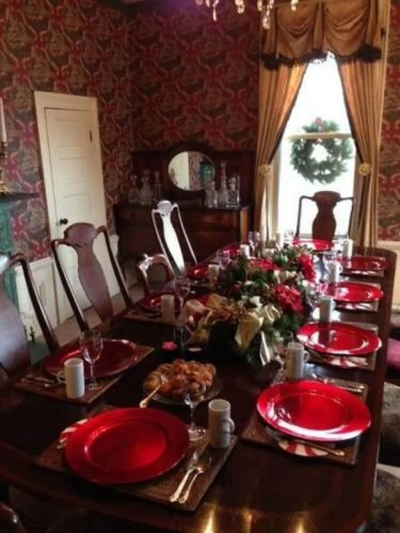Four Winds Victorian Venue & Suites