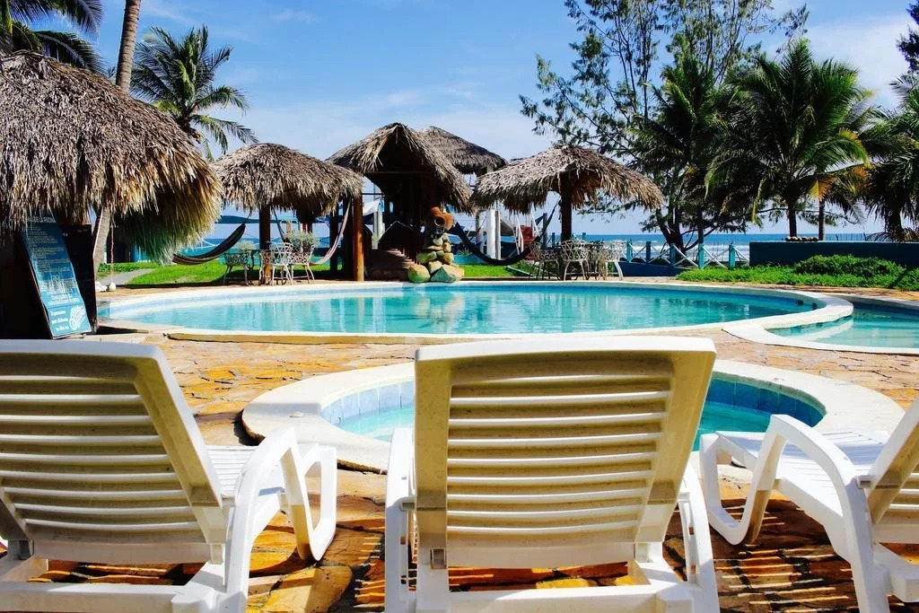 Azul Surf Club