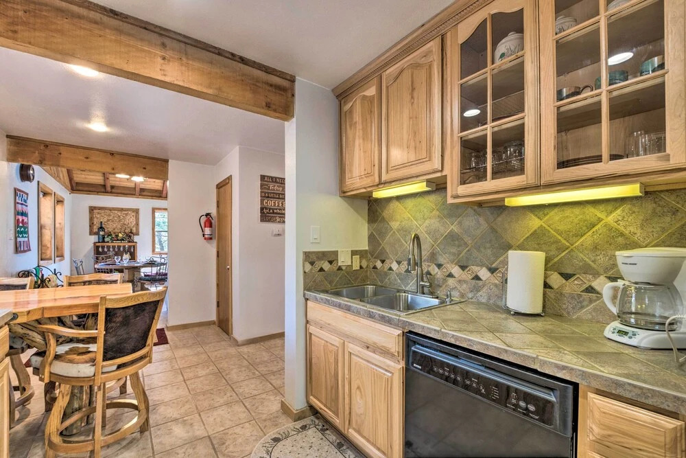 Alto Home w/ Deck & Views ~ 15 Mi to Ski Apache!