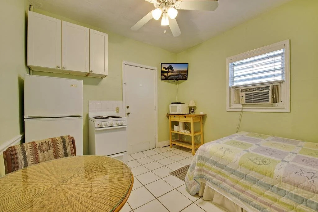 The Coral House Motel